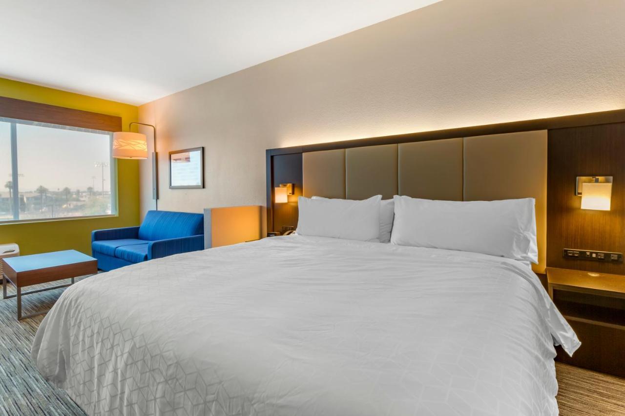 Holiday Inn Express & Suites - Phoenix Dwtn - State Capitol By Ihg المظهر الخارجي الصورة